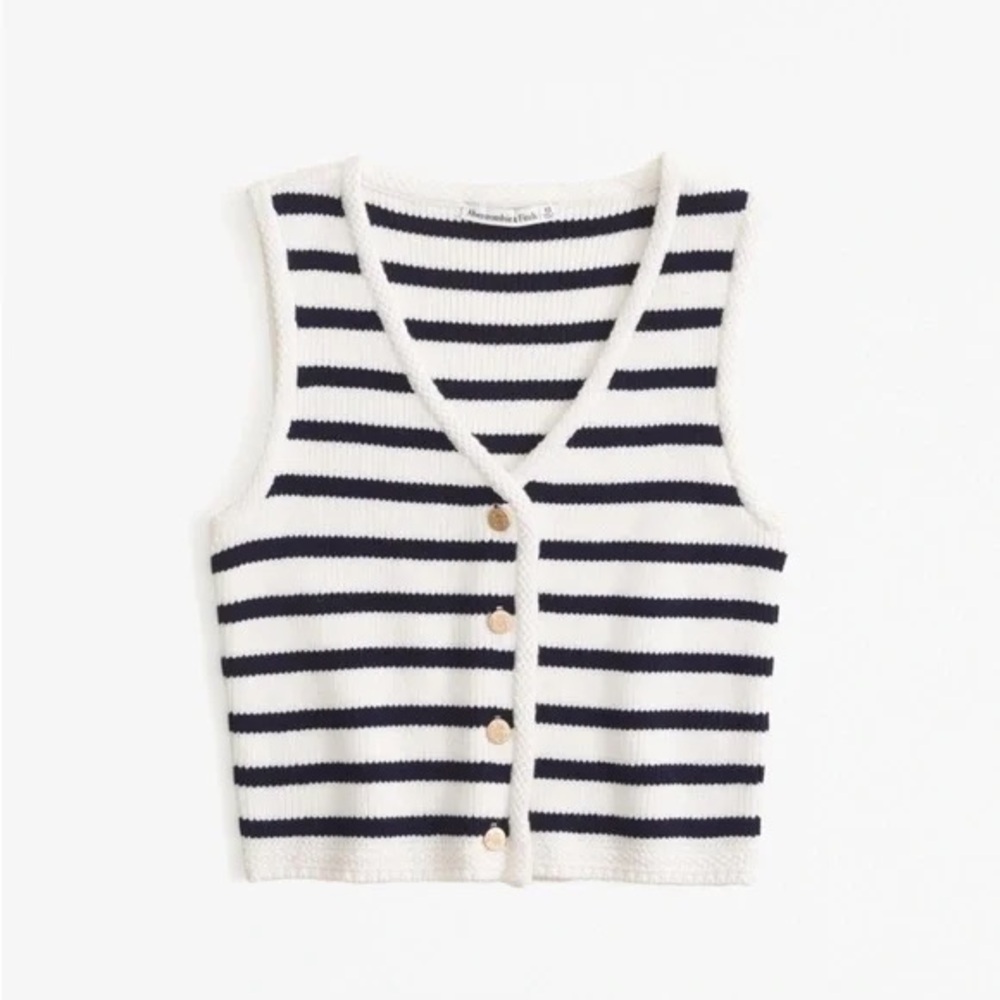 Abercrombie and fitch mara button up sweater vest